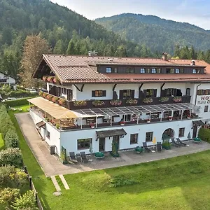 Gastehaus Maria Theresia Garni Schliersee